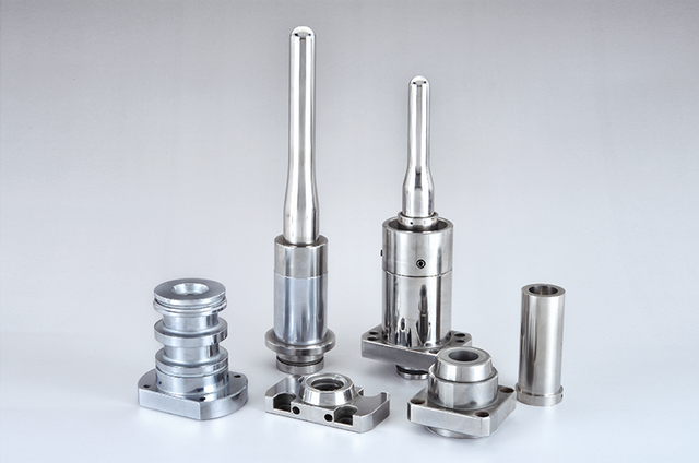 Ultrapräzisionskomponenten für PET-Preform-Formen