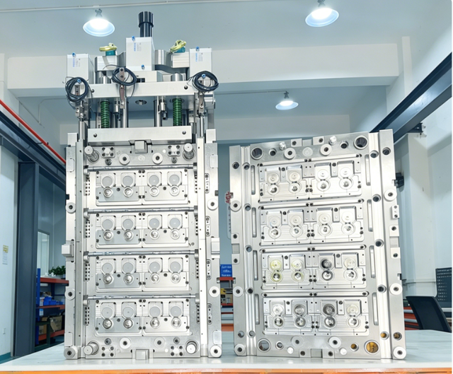 In-Mold-Closing (IMC) Flip-Top-Cap-Spritzgussform für Verpackungen